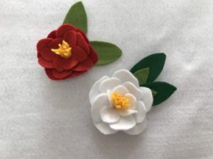 フェルトで花を作る作り方の手順画像