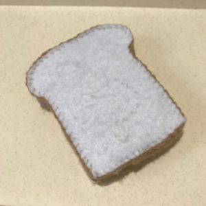 フェルトで主食パンを作る作り方の手順画像